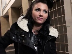 brunette-eurobabe-caprice-suck-and-fuck-like-a-real-pro