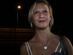 fake-agent-fucks-blonde-outdoor