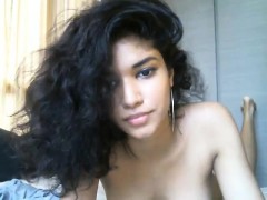 cute-ebony-teen-on-cam-basedcamscom
